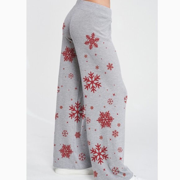 PHIL LOVE Snowflake 2 Piece Loungewear Set - Picture 4 of 4